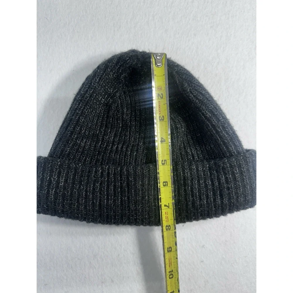 The North Face Ribbed Cuffed Beanie Hat Grey Winter Cap Unisex